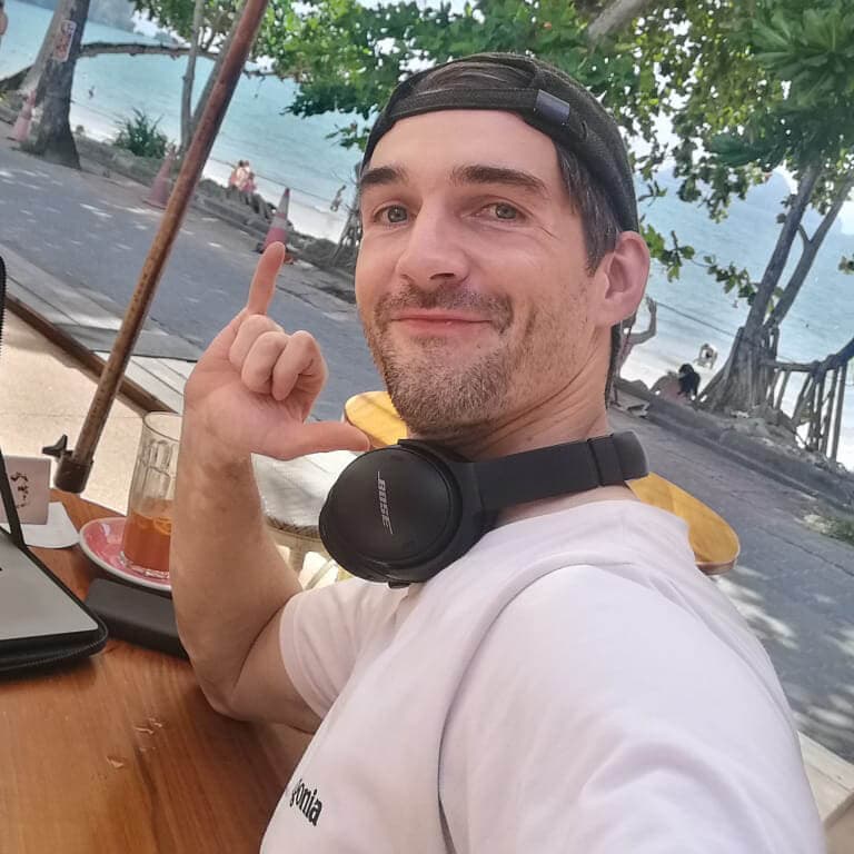 Sascha - Freelance Developer, Entrepreneur, and Digital Nomad